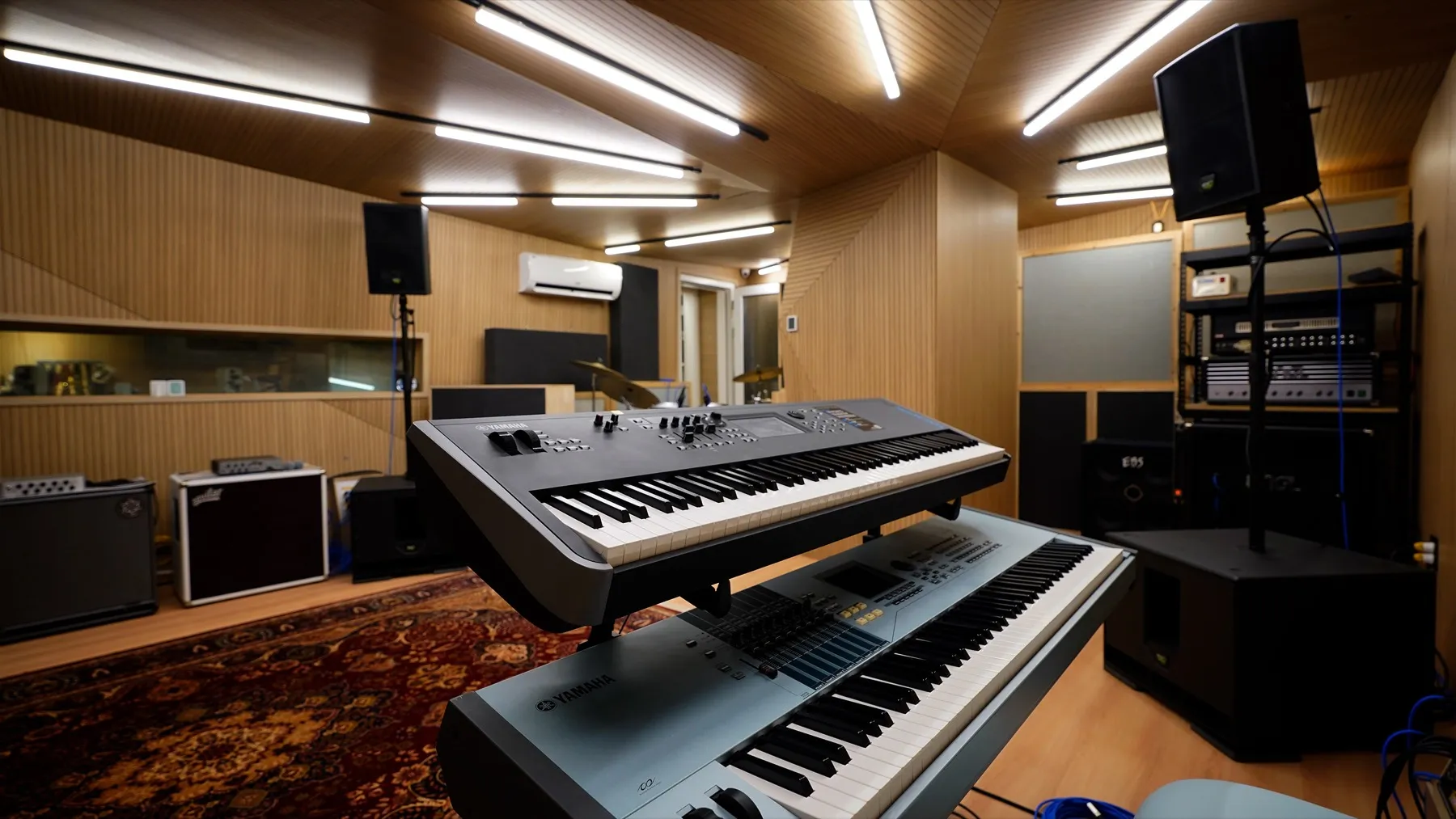 Amps, keys and monitors in the live room